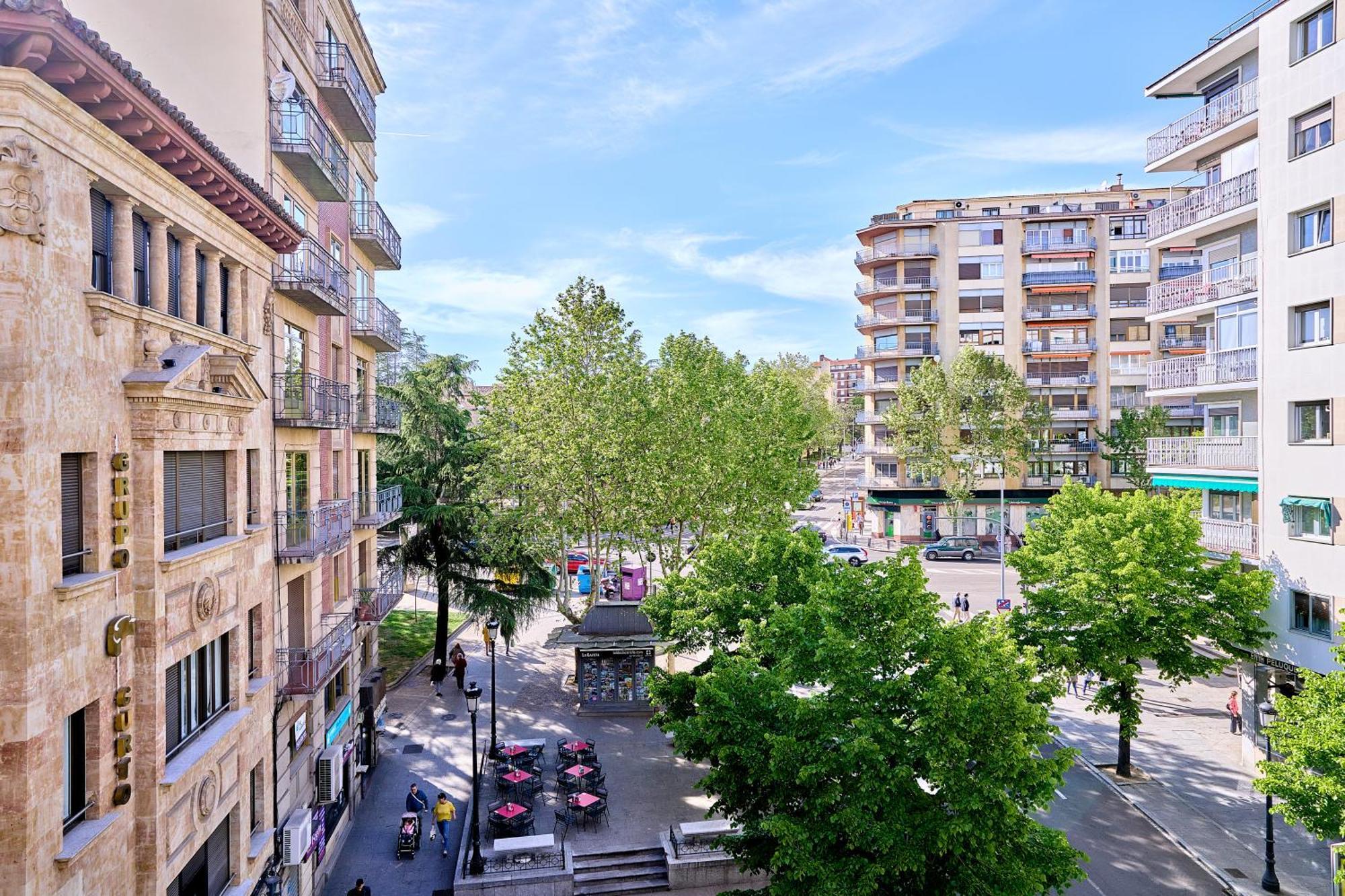 Alojamiento Plaza La Fuente Centro Appartement Salamanca Buitenkant foto